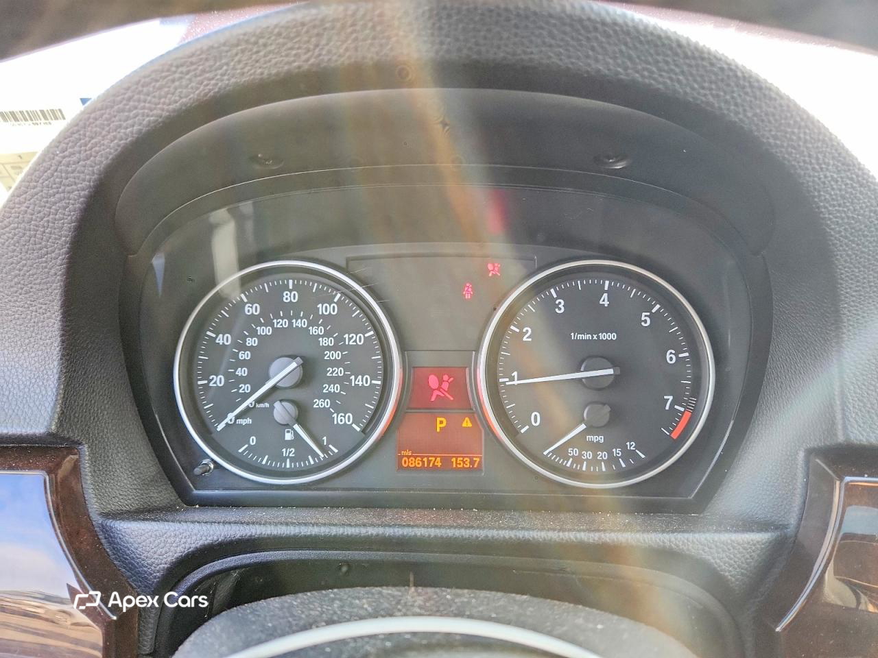 BMW Series 3 2011