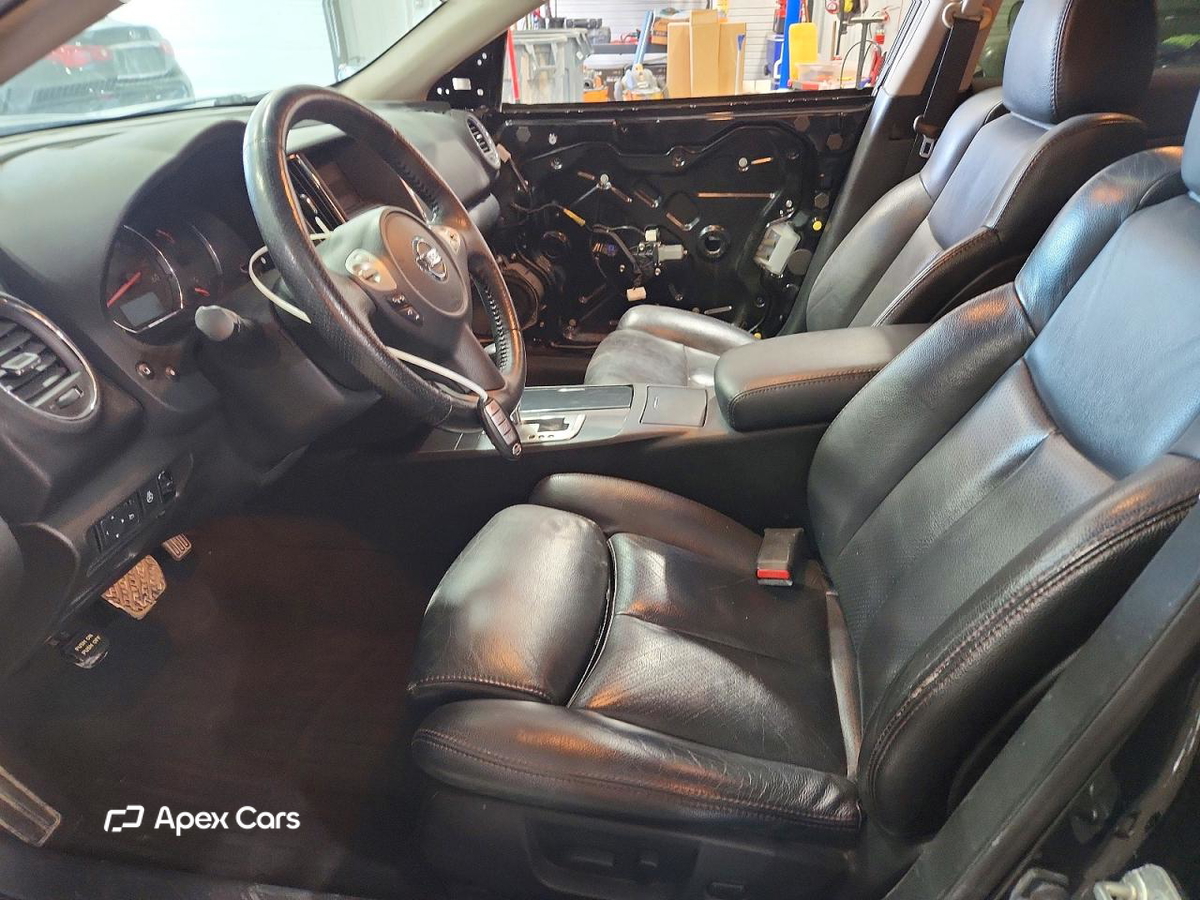 Nissan Maxima 2012