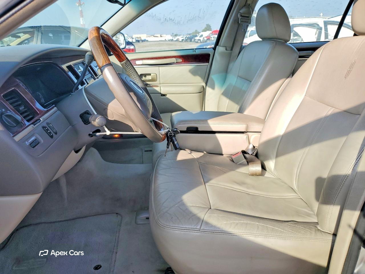 Lincoln Town Car 2004