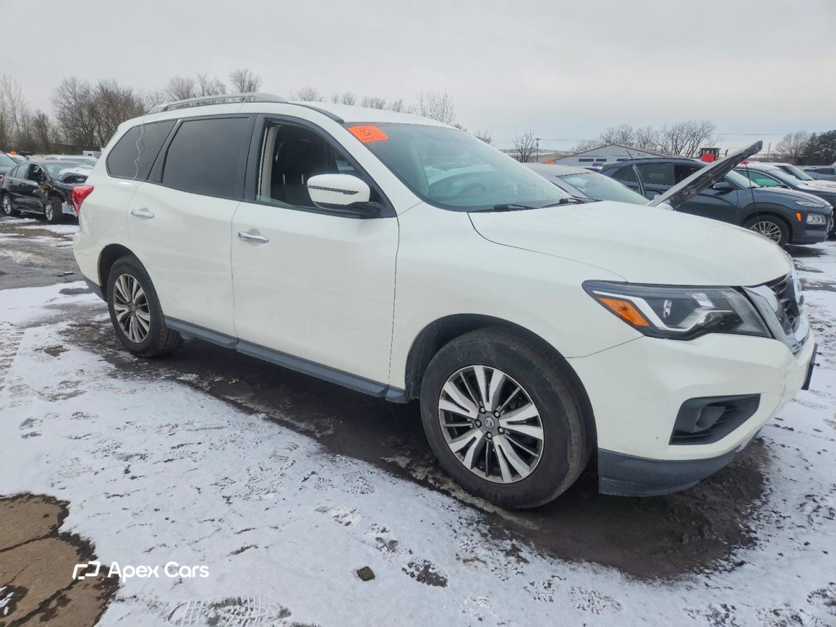 Nissan Pathfinder 2018