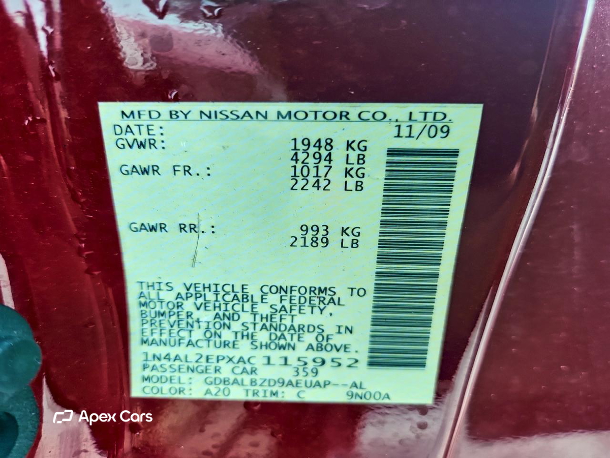 Nissan Altima 2010