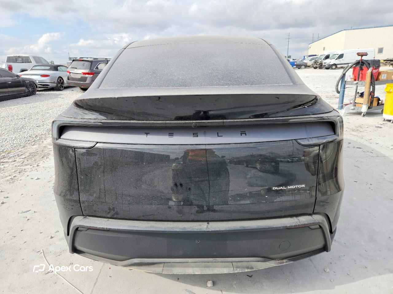 Tesla Model Y 2026