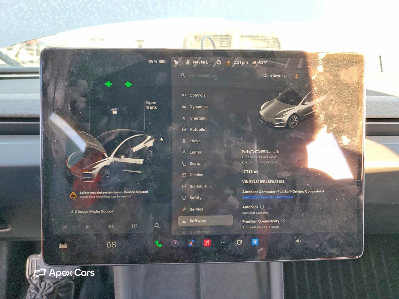 Tesla Model 3 2025