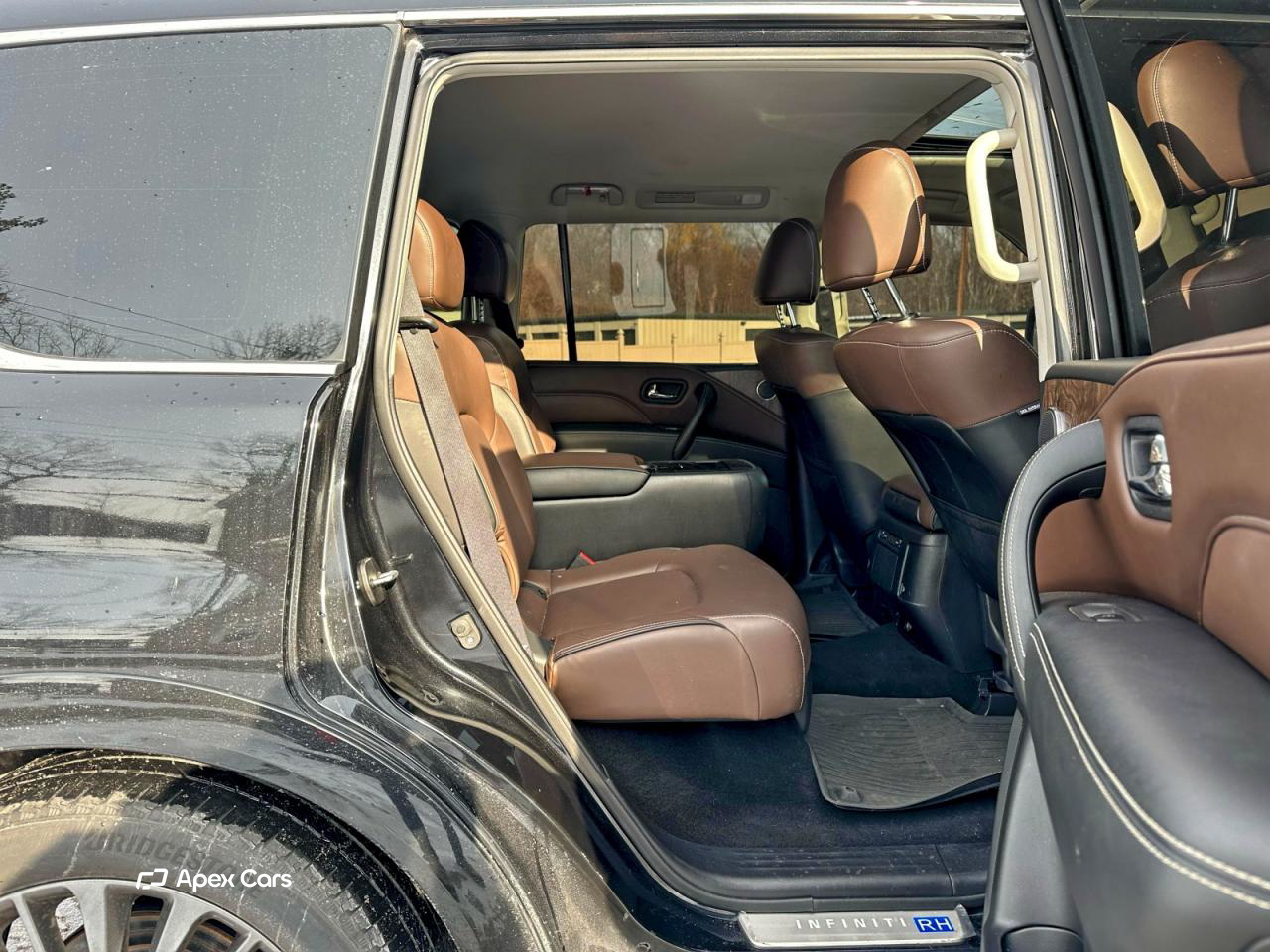 Infiniti QX80 2023