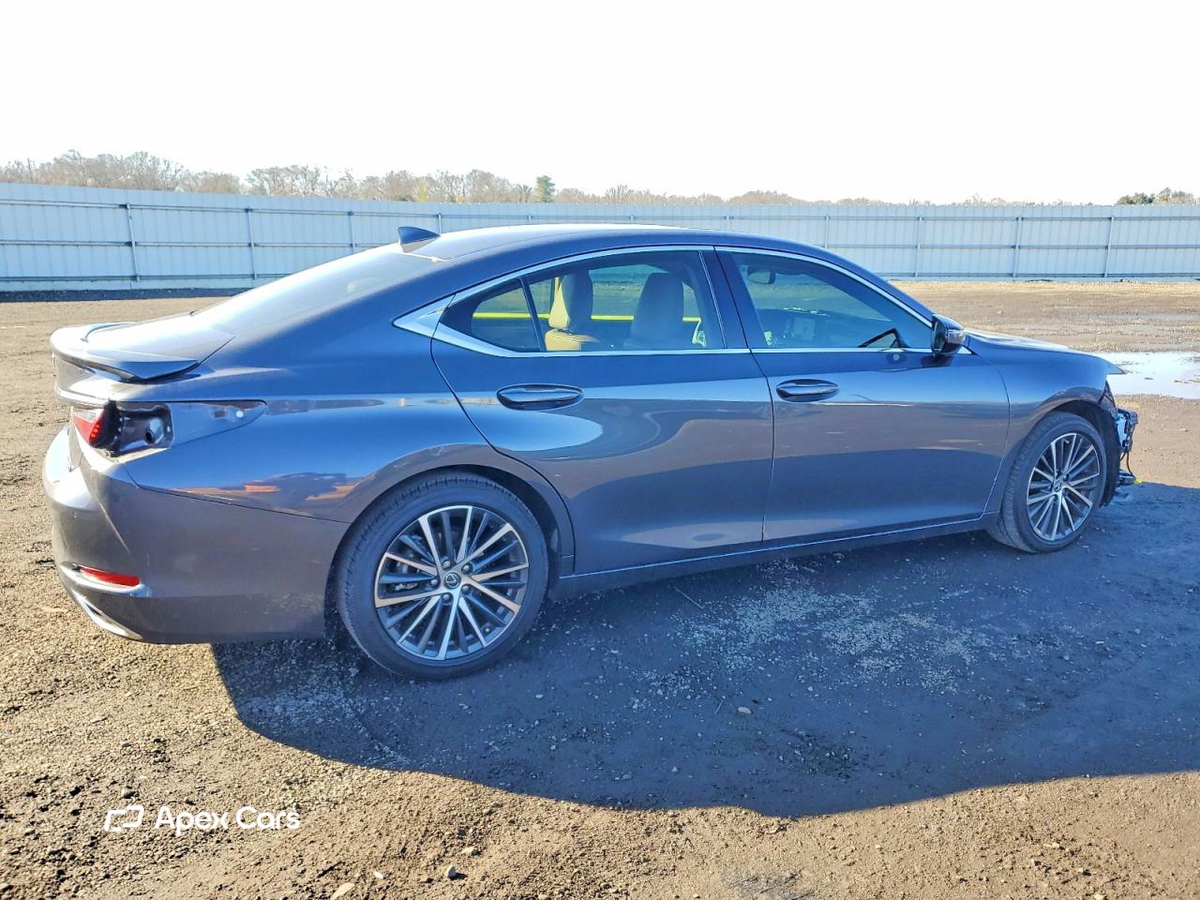 Lexus ES 2023