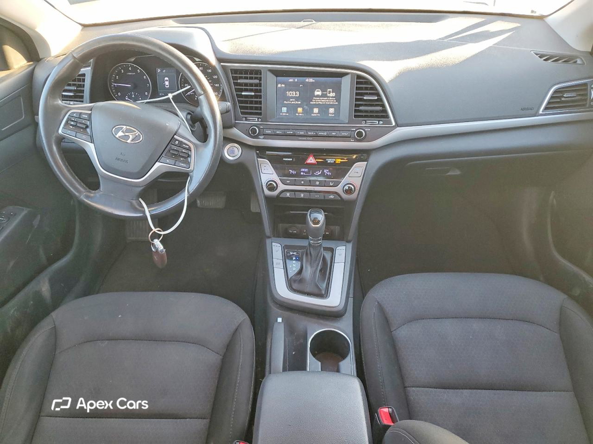Hyundai Elantra 2018
