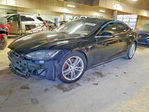 Tesla Model S 2015
