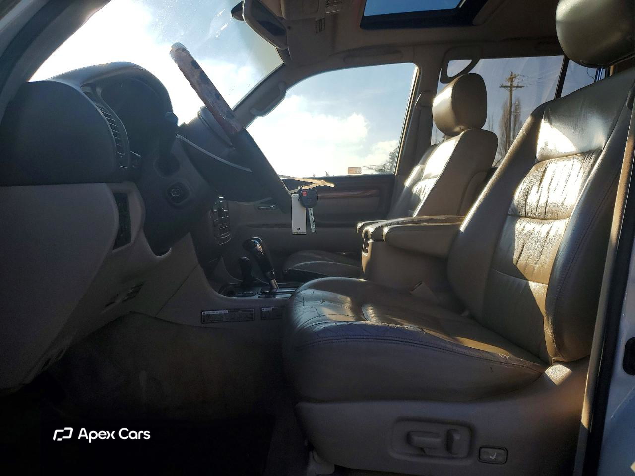 Lexus LX 2000