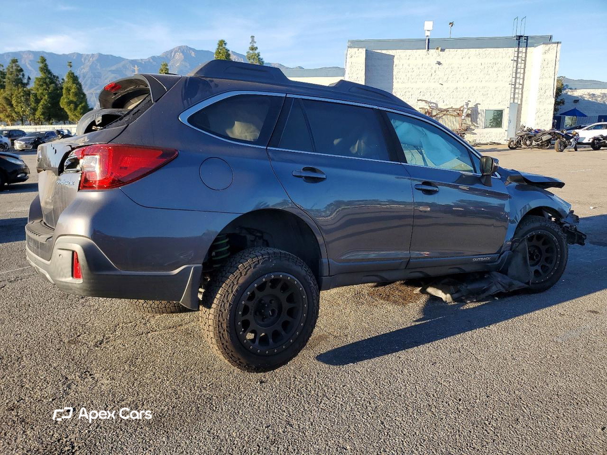 Subaru Outback 2018