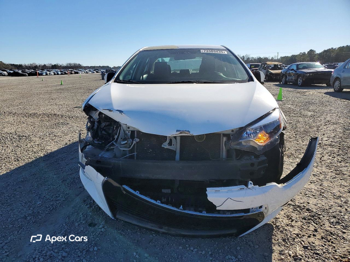 Toyota Corolla 2015