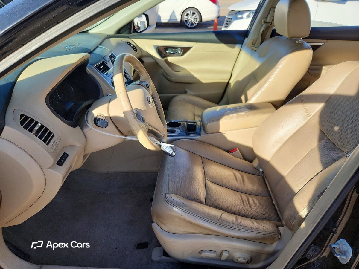 Nissan Altima 2014