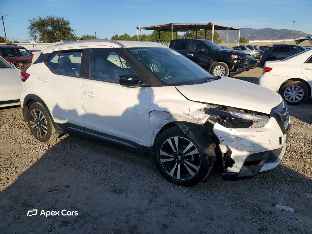 Nissan Kicks 2020