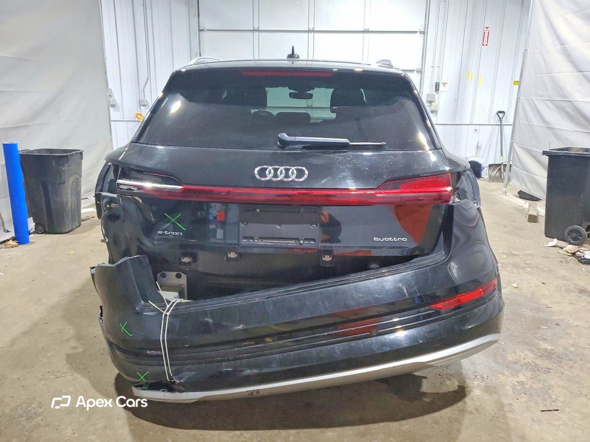 Audi e-tron 2021