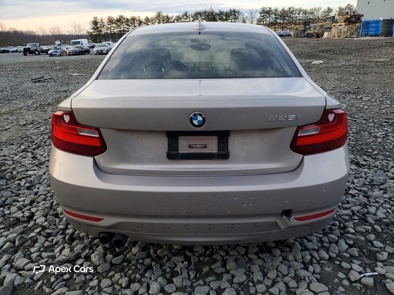 BMW Series 2 2016