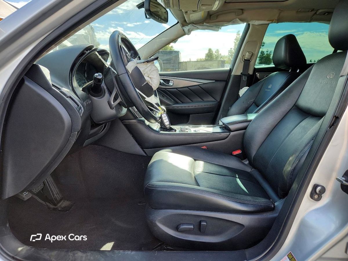Infiniti Q50 2014
