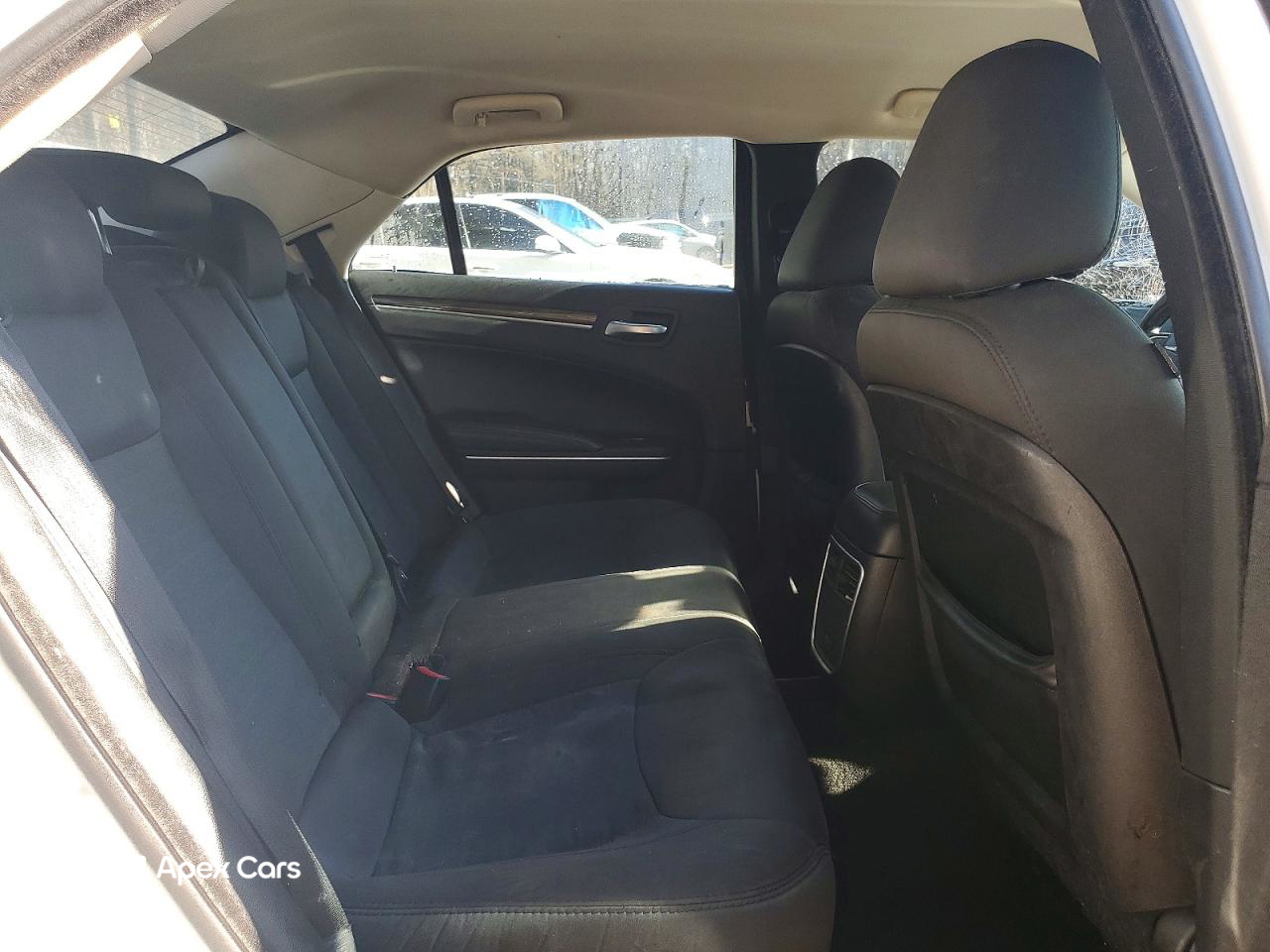 Chrysler 300 2018