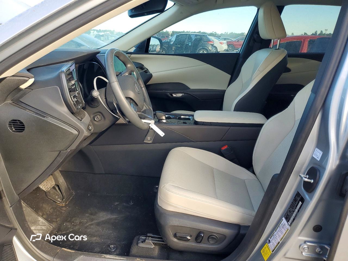 Lexus RX 2024