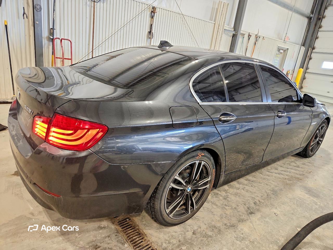 BMW Series 5 2011
