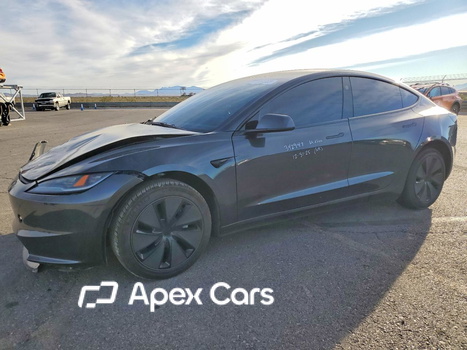 Tesla Model 3 2025 - Image 1 of 13