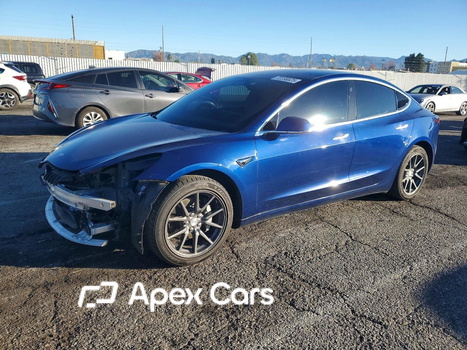 Tesla Model 3 2019 - Image 1 of 14