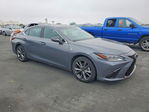 Lexus ES 2020