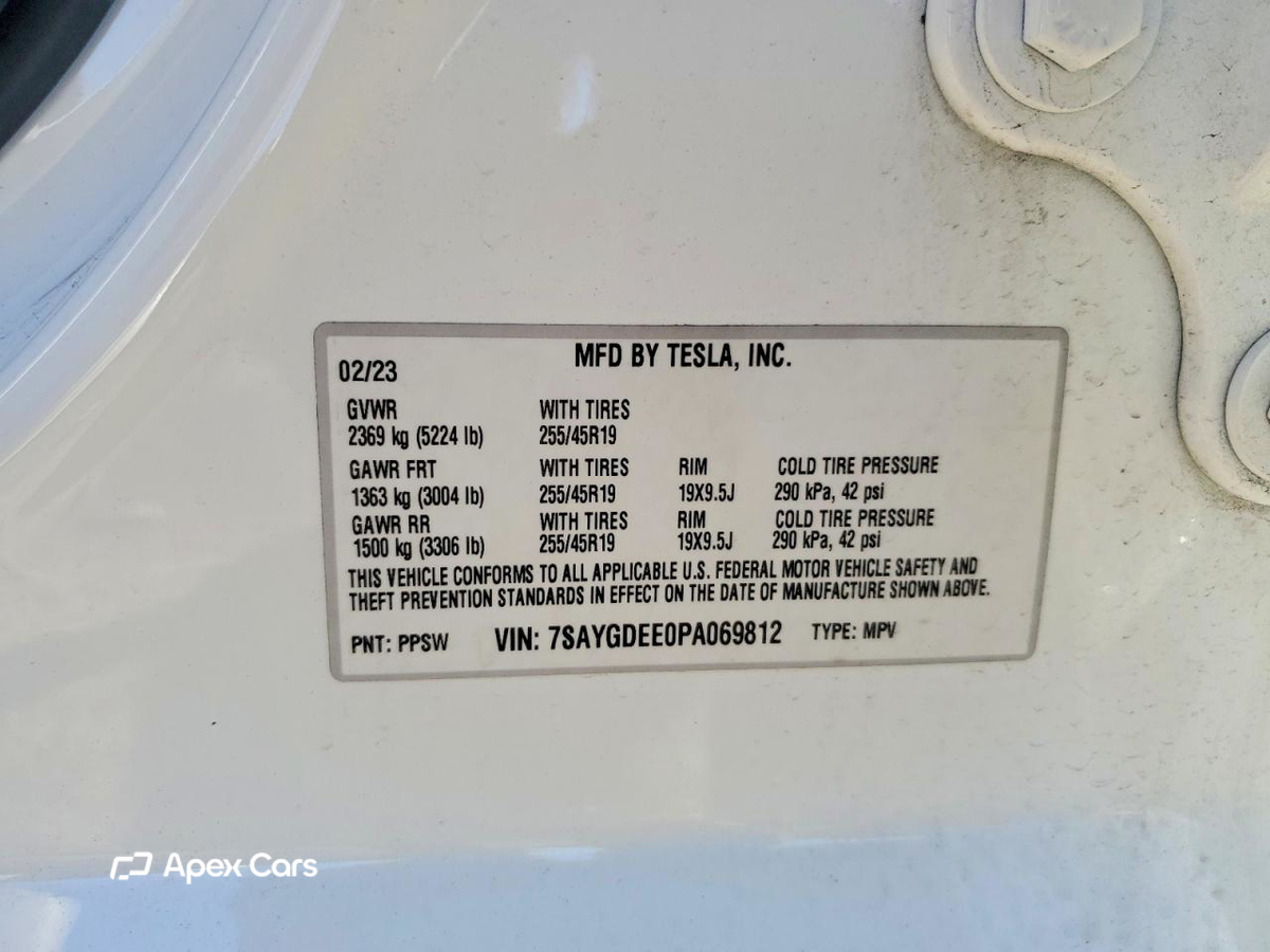 Tesla Model Y 2023