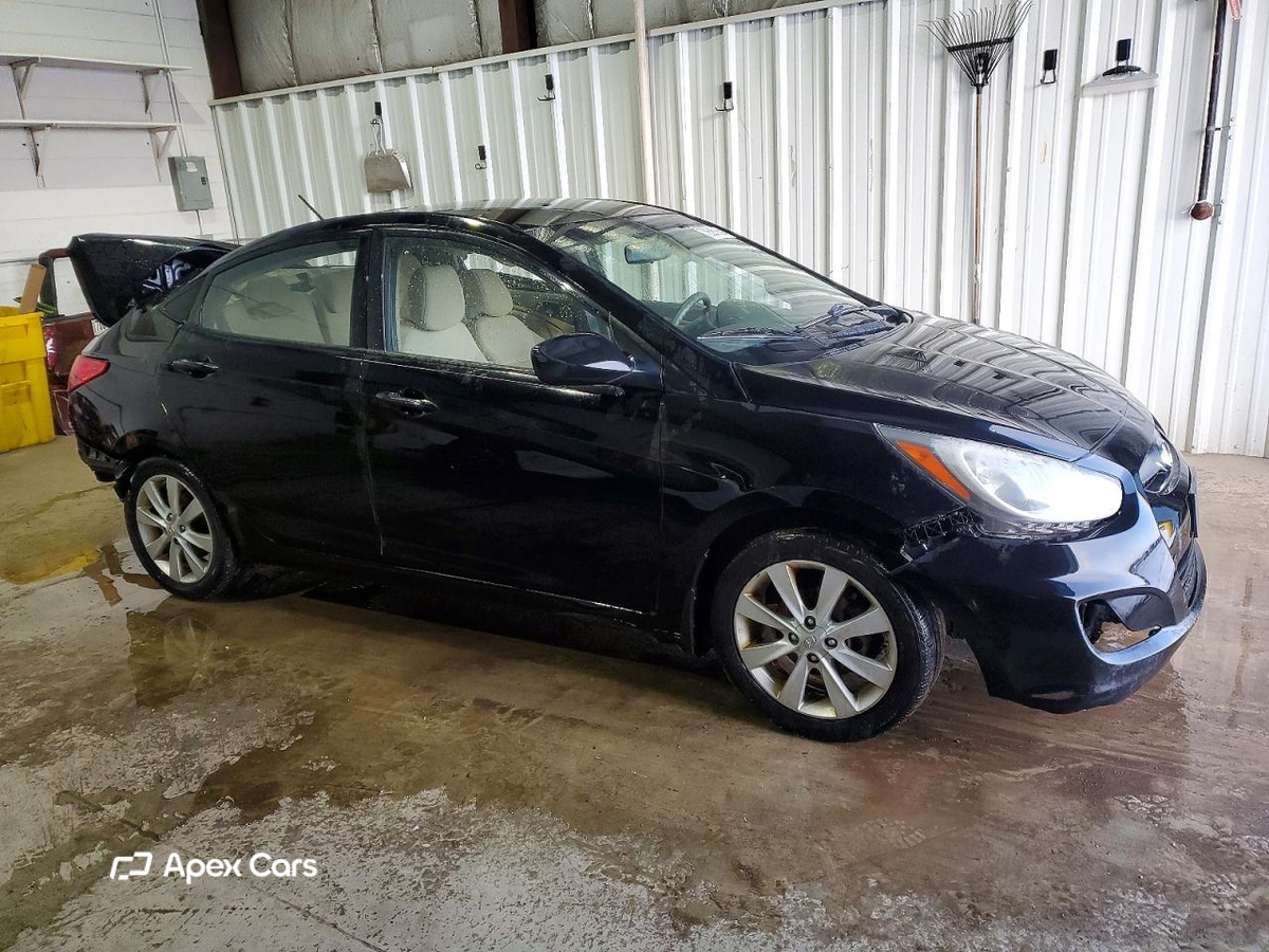 Hyundai Accent 2012