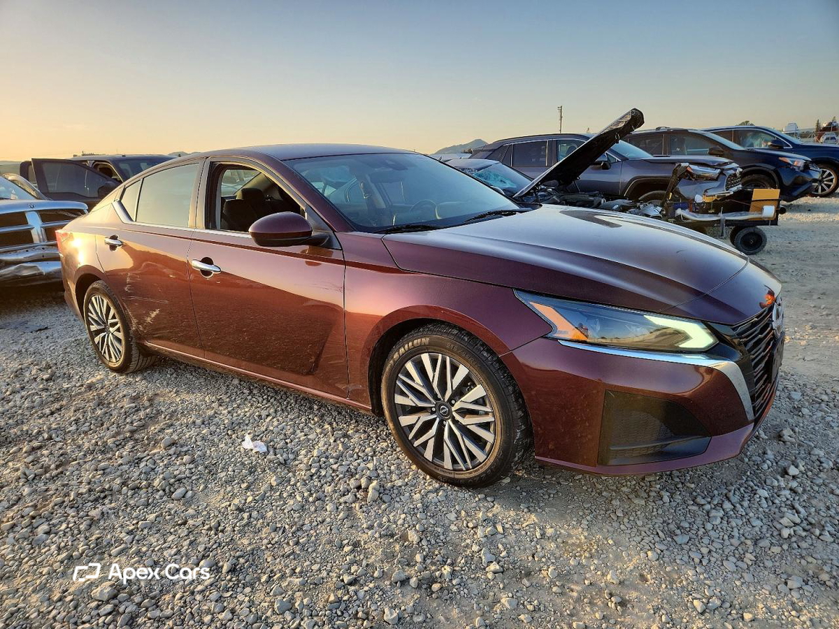 Altima 2023