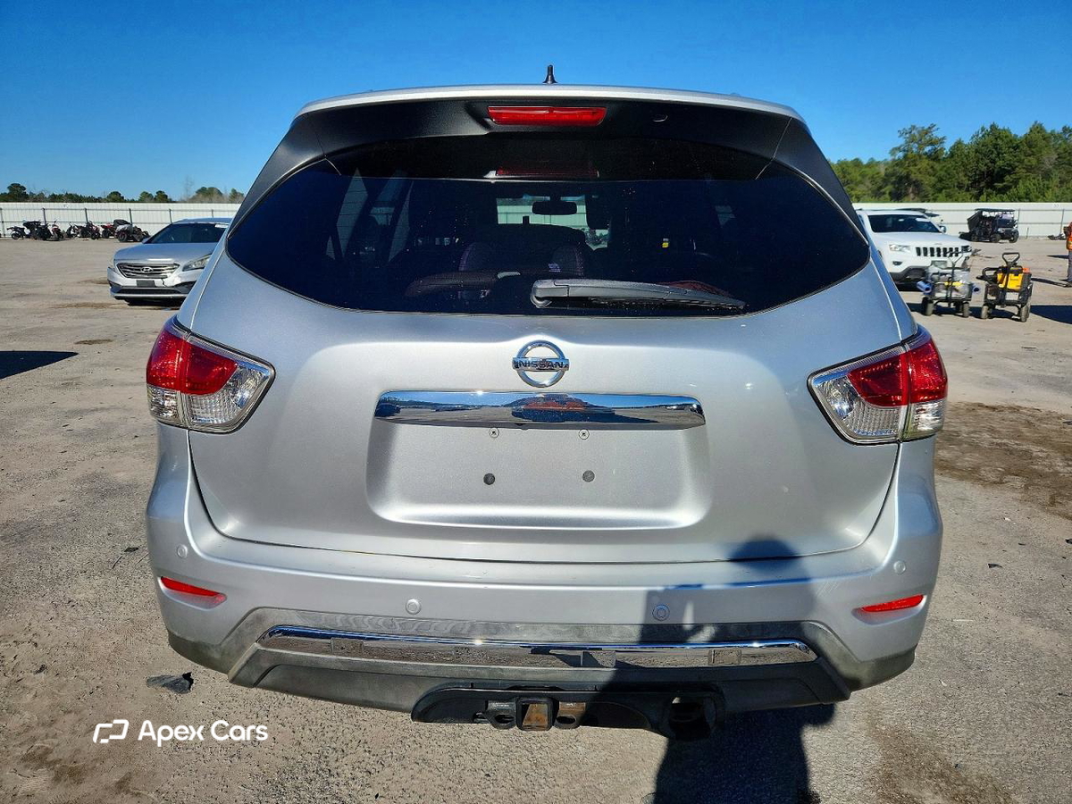 Nissan Pathfinder 2014
