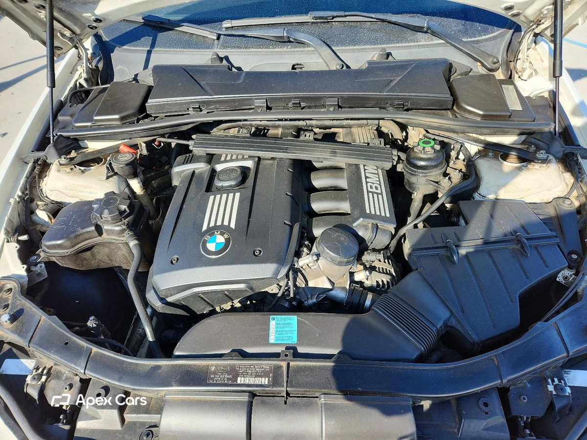 BMW Series 3 2010