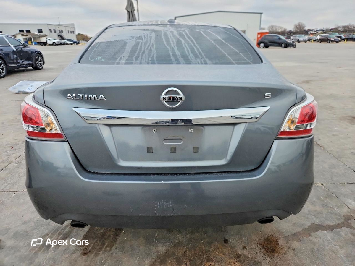 Nissan Altima 2015