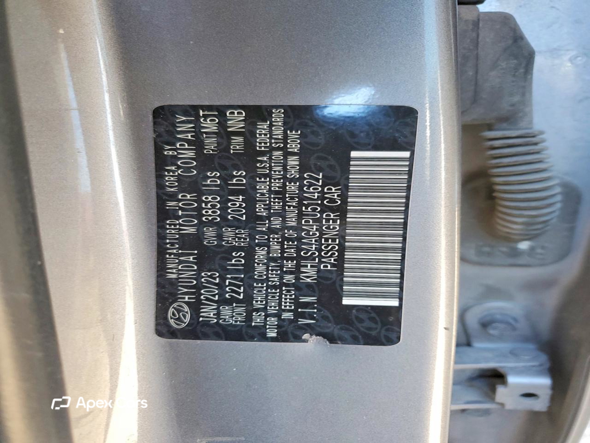 Hyundai Elantra 2023