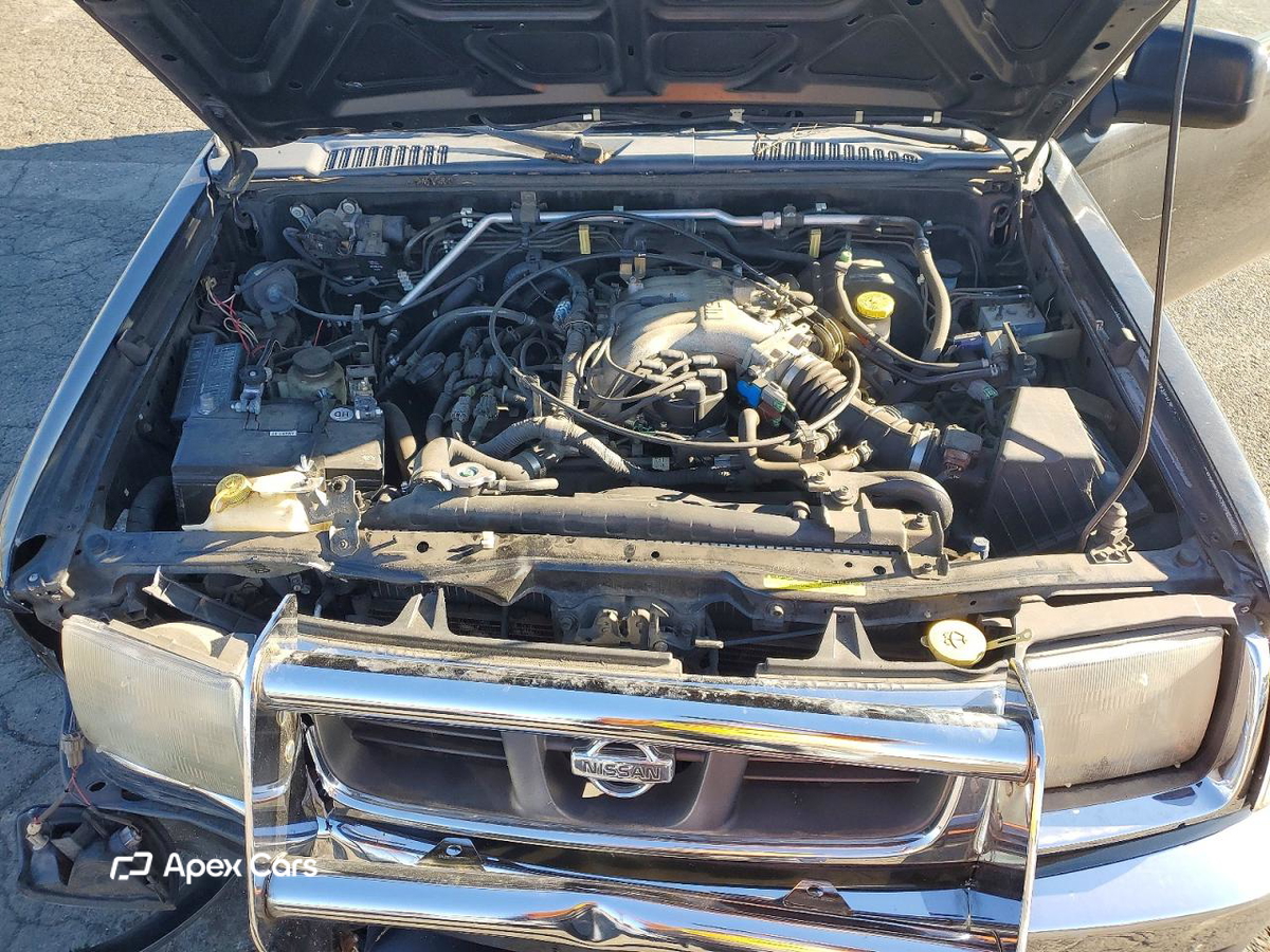 Nissan Navara (Frontier) 2000