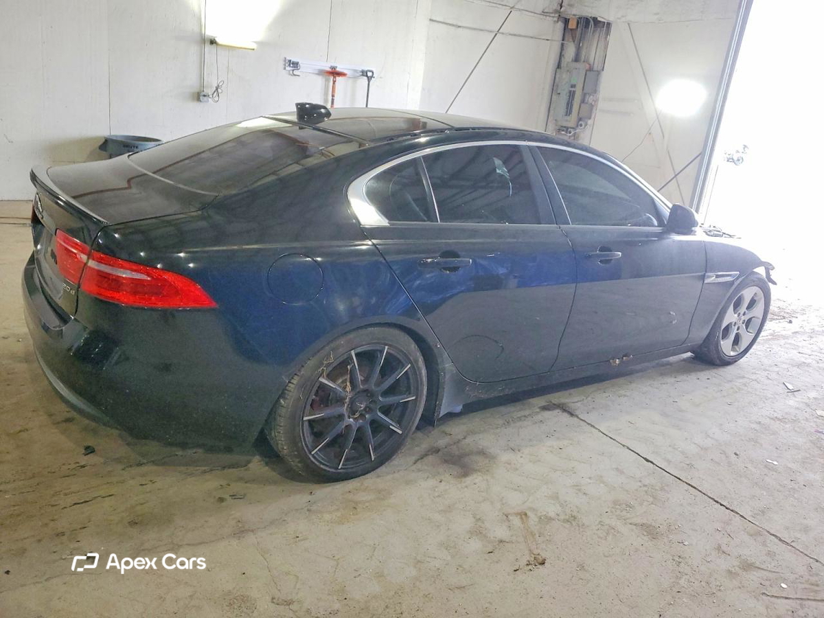 Jaguar XE 2017