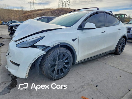 Tesla Model Y 2023 - Image 1 of 14
