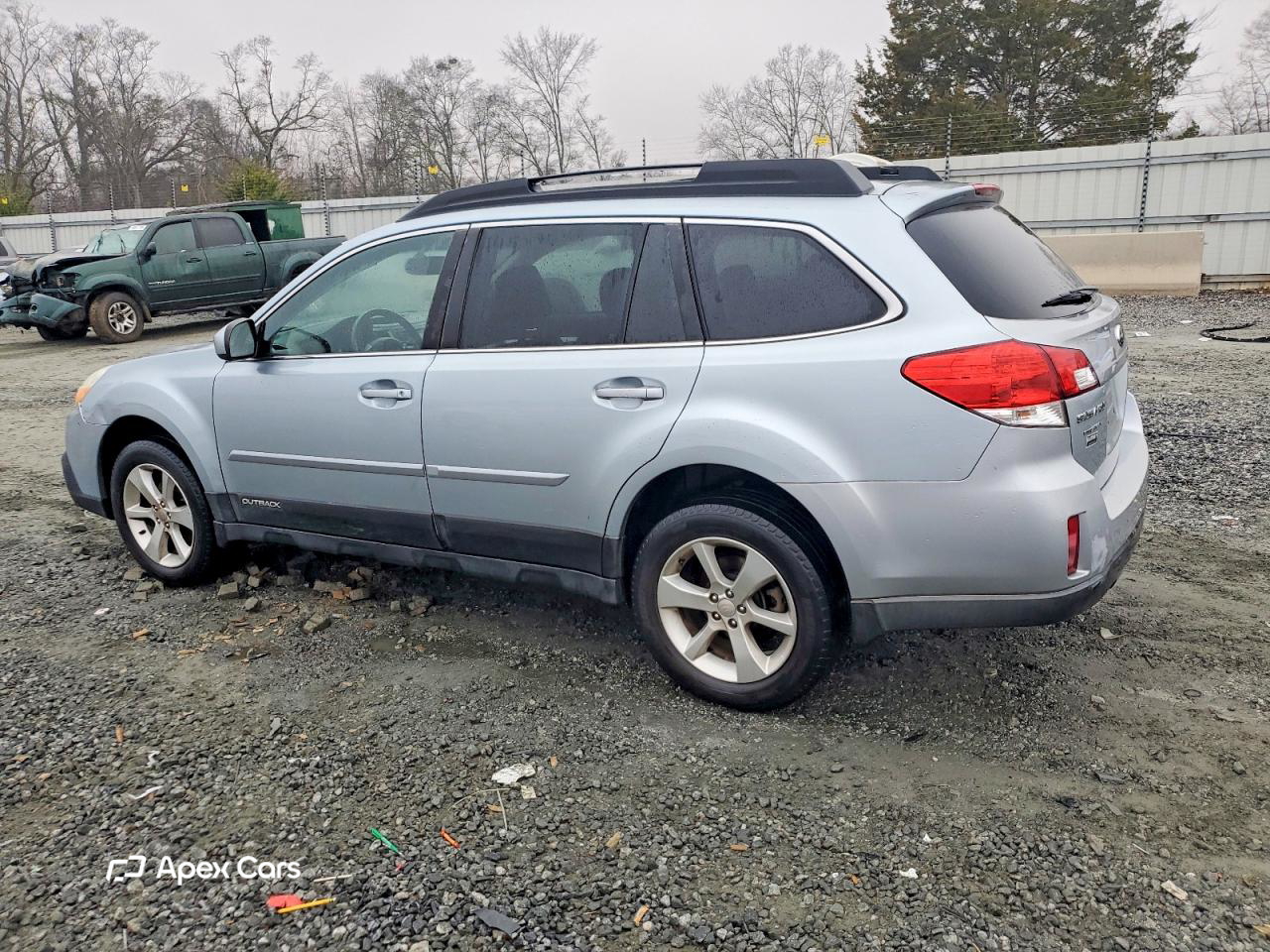 Subaru Outback 2013