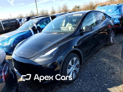 Tesla Model Y 2024 - Image 1 of 13
