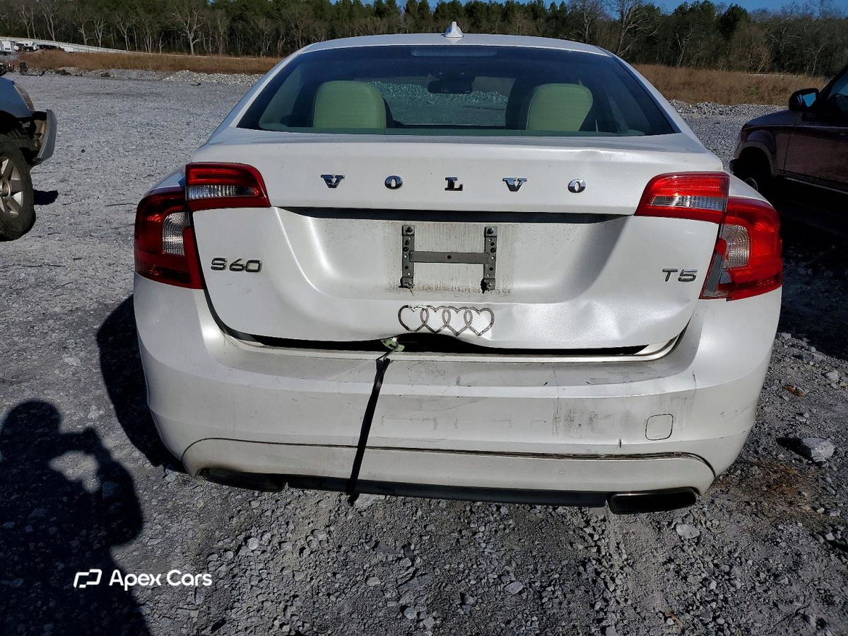 Volvo S60 2014