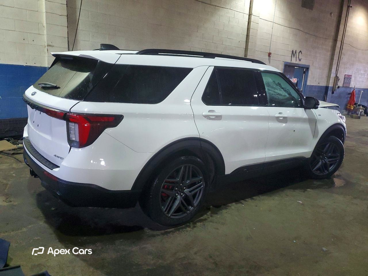 Ford Explorer 2025