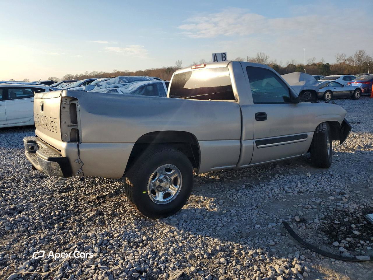 Chevrolet Silverado 2004