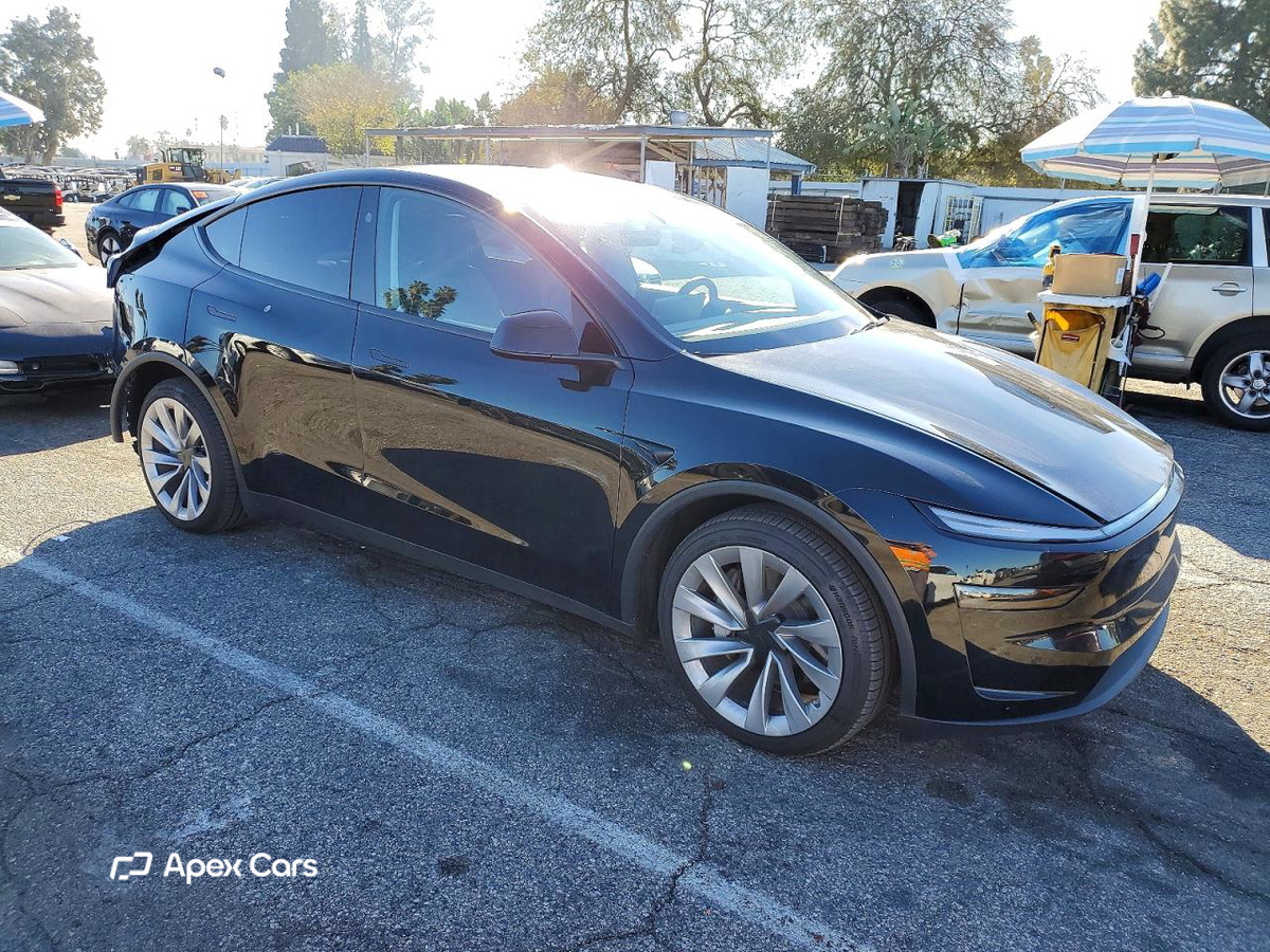 Tesla Model Y 2026