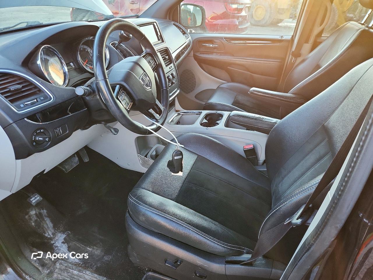 Dodge Caravan 2017