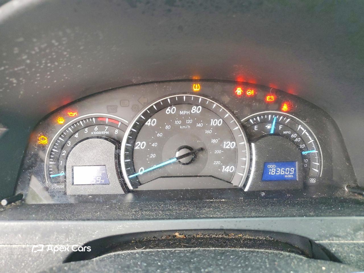 Toyota Camry 2012