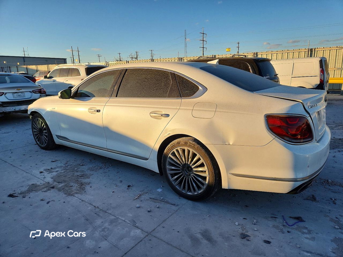 Kia K900 2019