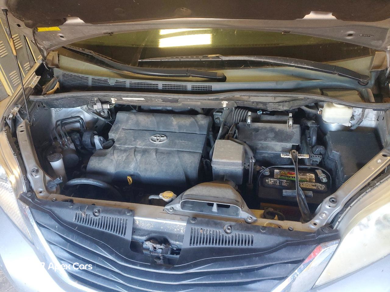 Toyota Sienna 2011