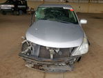 Nissan Versa 2011