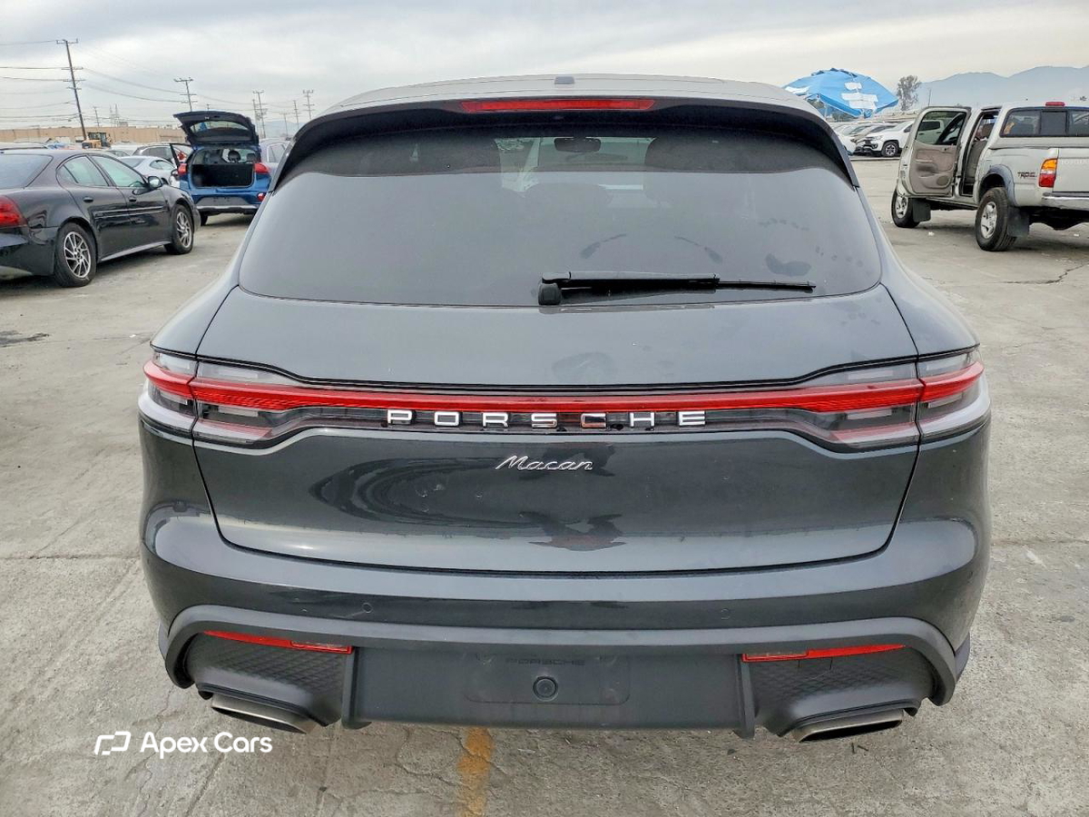 Porsche Macan 2024