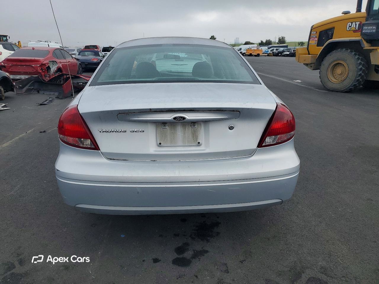 Ford Taurus 2004