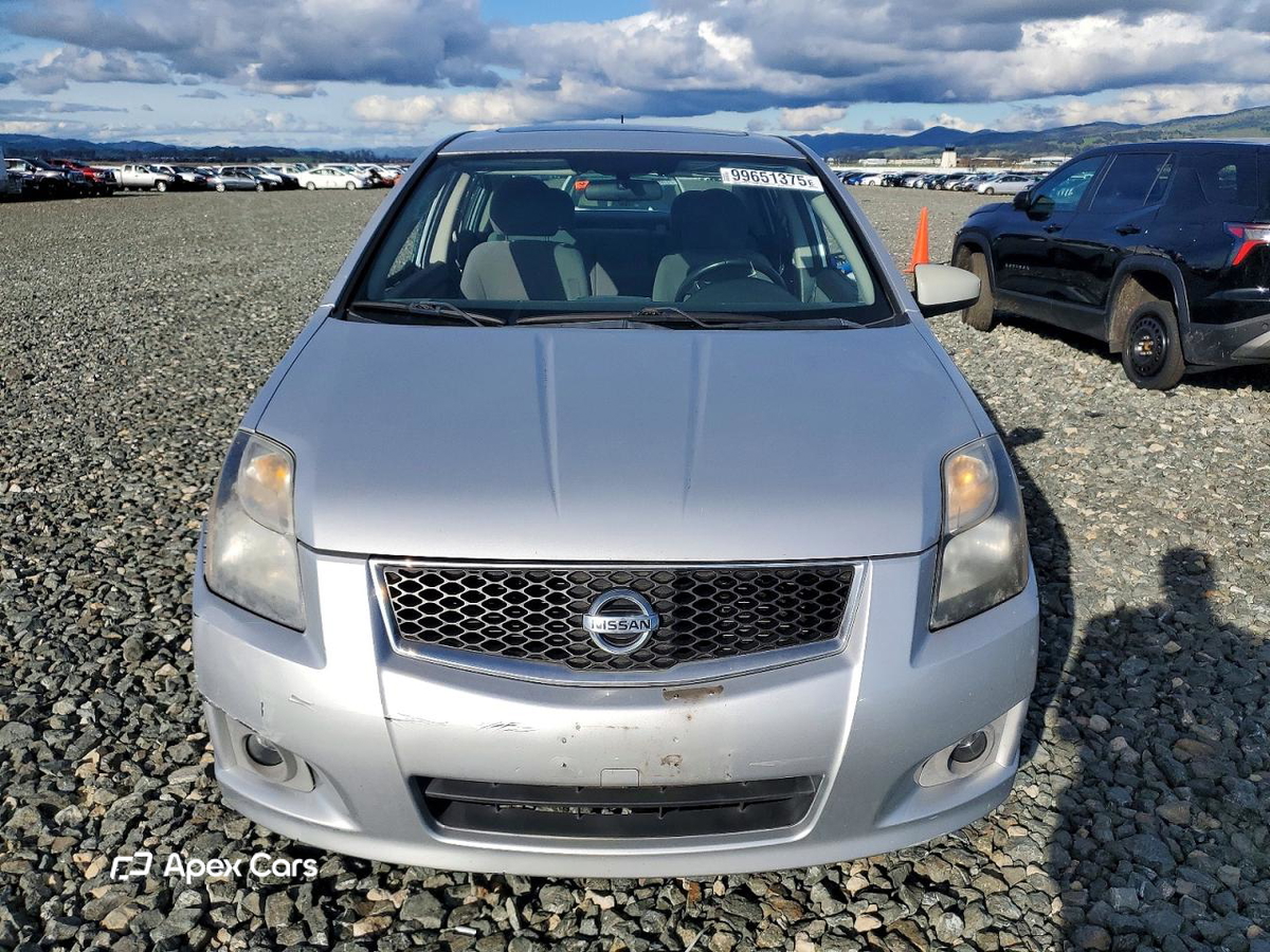 Nissan Sentra 2012
