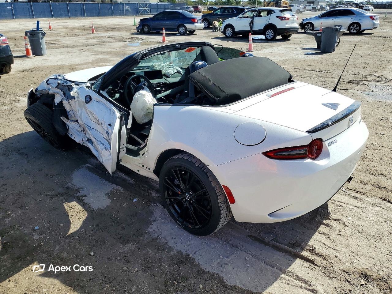 Mazda MX-5 2025